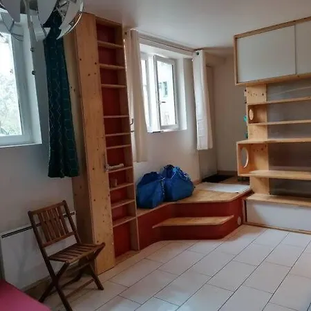 Appartement Avec Jardin Au Calme Montreuil  Buitenkant foto
