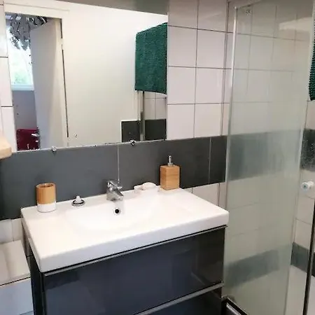 Appartement Avec Jardin Au Calme Montreuil  Buitenkant foto
