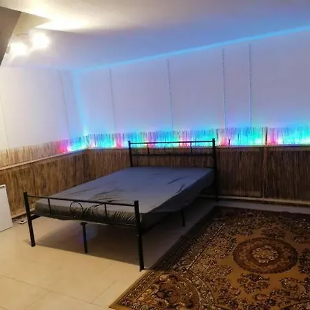 Appartement Avec Jardin Au Calme Montreuil  Buitenkant foto