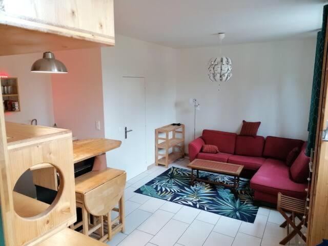 Apartment Avec Jardin Au Calme